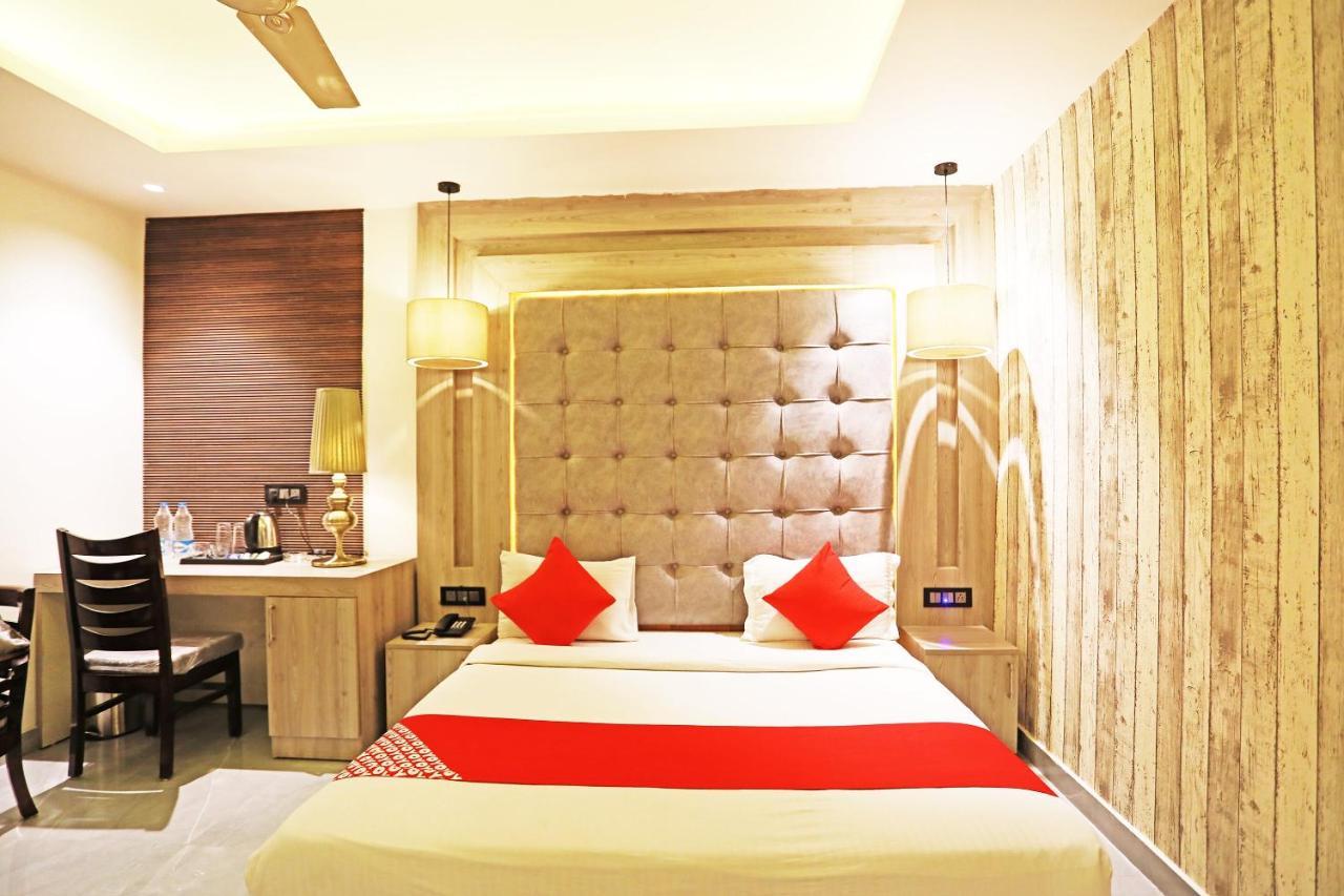 Fabhotel Ronald Inn Faridabad Exteriér fotografie