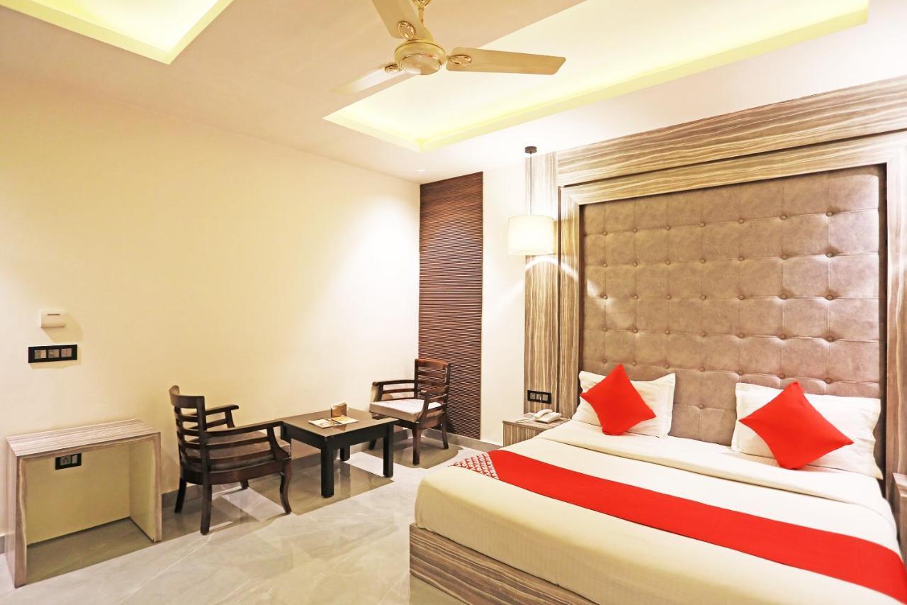 Fabhotel Ronald Inn Faridabad Exteriér fotografie
