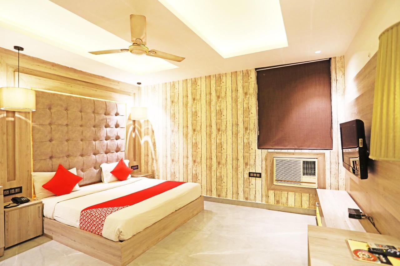 Fabhotel Ronald Inn Faridabad Exteriér fotografie