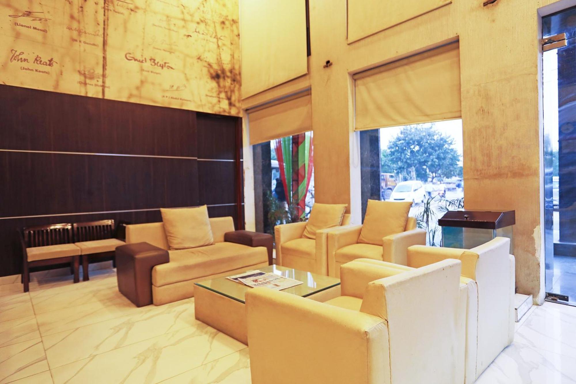 Fabhotel Ronald Inn Faridabad Exteriér fotografie