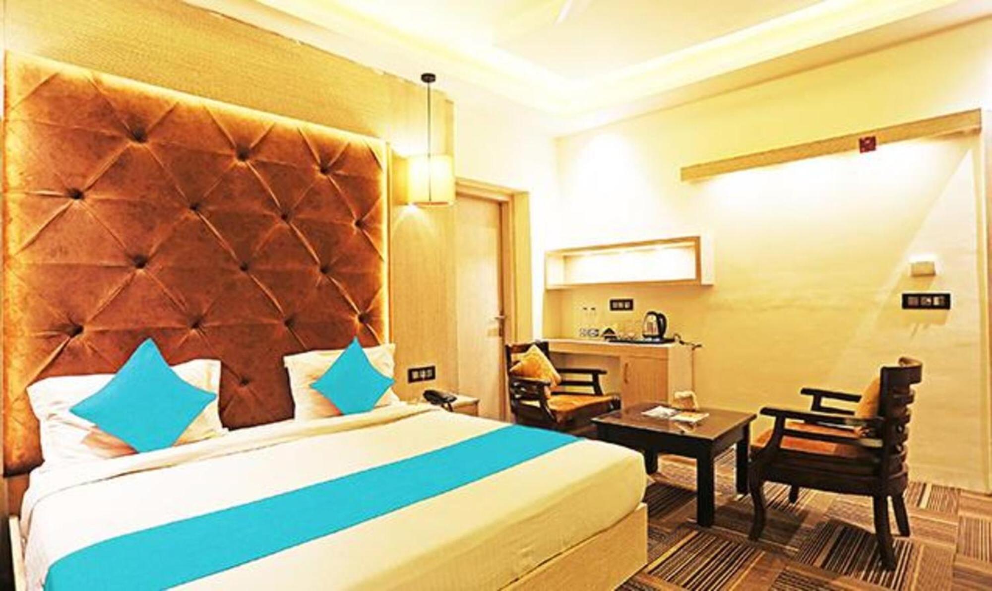 Fabhotel Ronald Inn Faridabad Exteriér fotografie
