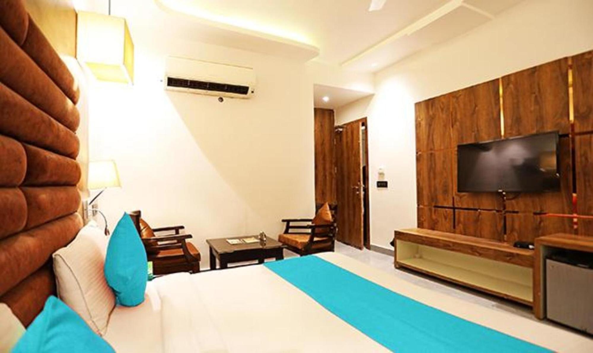 Fabhotel Ronald Inn Faridabad Exteriér fotografie